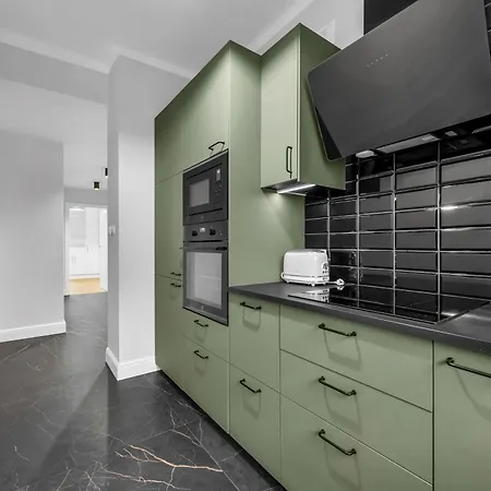 2-bedroom Downtown - 75m2, Ac And Balcony - By Rentujemy Apartment