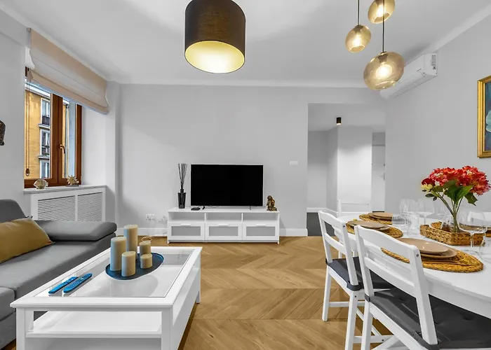 2-bedroom Downtown - 75m2, Ac&balcony - By Rentujemy Apartament