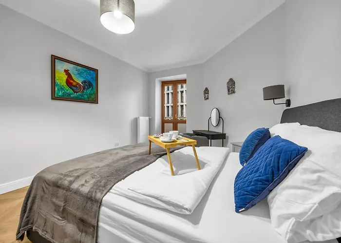 2-bedroom Downtown - 75m2, Ac&balcony - By Rentujemy