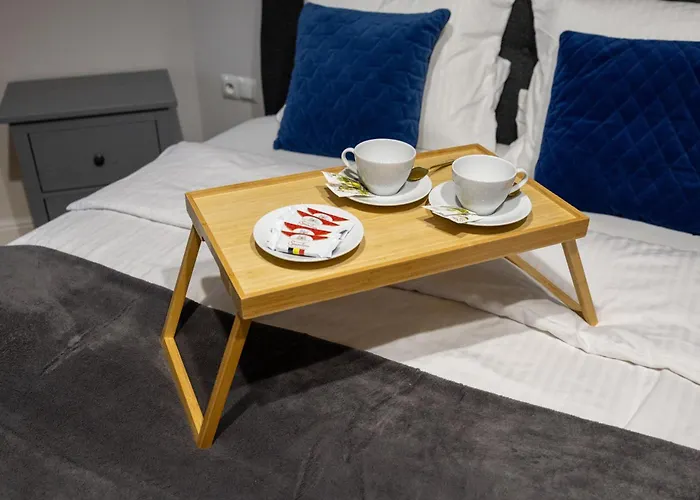 Lägenhet 2-bedroom Downtown - 75m2, Ac And Balcony - By Rentujemy *